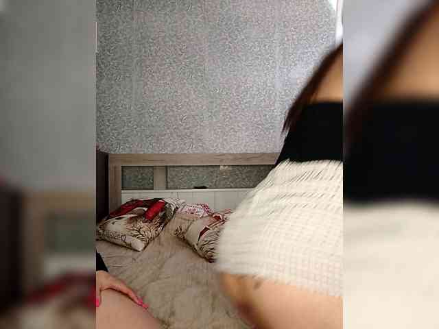 Alica-and-Angelina webcam