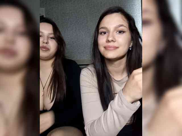 Alica-and-Angelina webcam