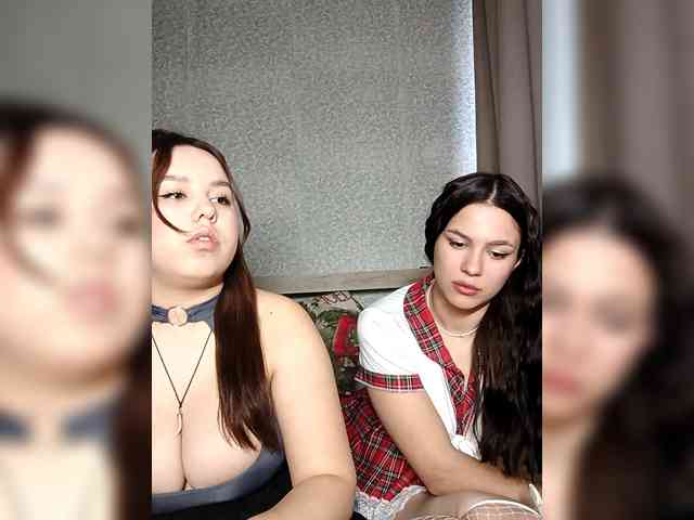 Alica-and-Angelina webcam