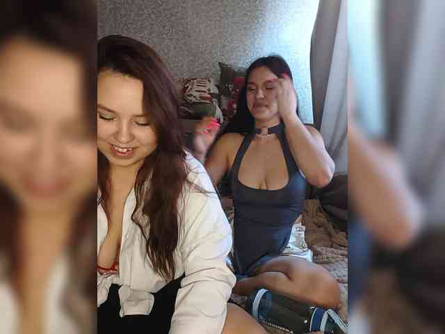 Alica-and-Angelina webcam
