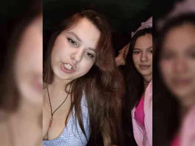 Alica-and-Angelina