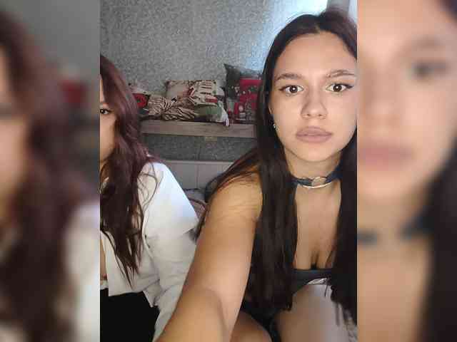 Alica-and-Angelina webcam