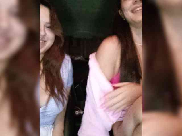 Alica-and-Angelina