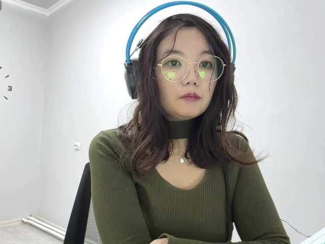 TynishaGoldfarb's BongaCams show and profile