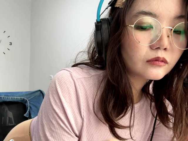 TynishaGoldfarb's BongaCams show and profile