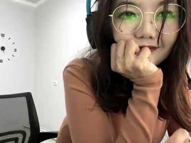 TynishaGoldfarb's BongaCams show and profile