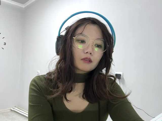 TynishaGoldfarb's BongaCams show and profile