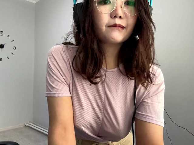 TynishaGoldfarb's BongaCams show and profile