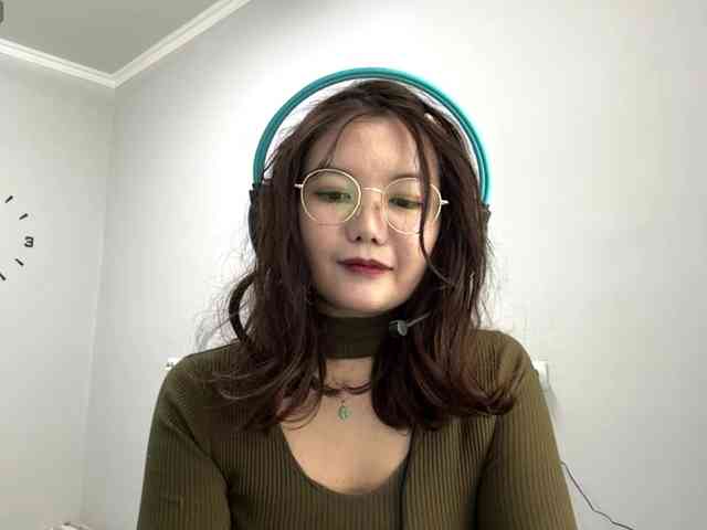 TynishaGoldfarb TynishaGoldfarb