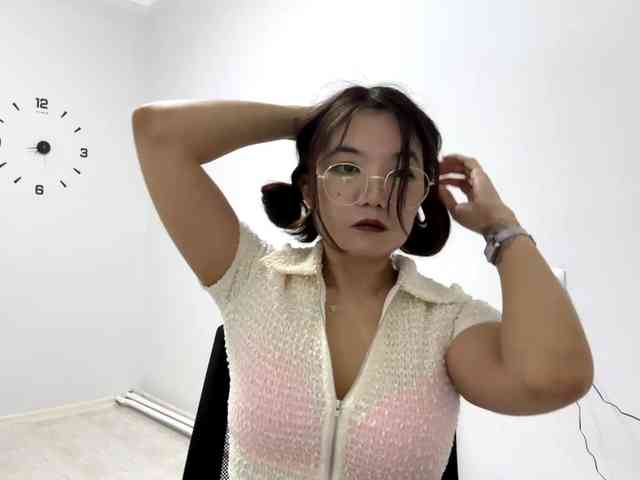 TynishaGoldfarb webcam