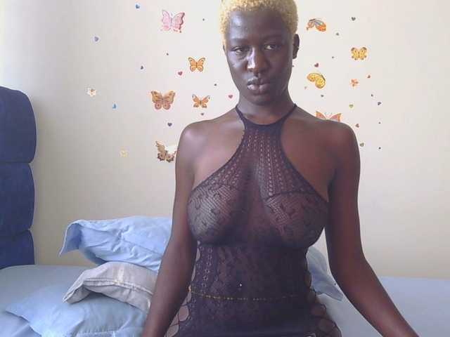 KittySexxy's BongaCams show and profile