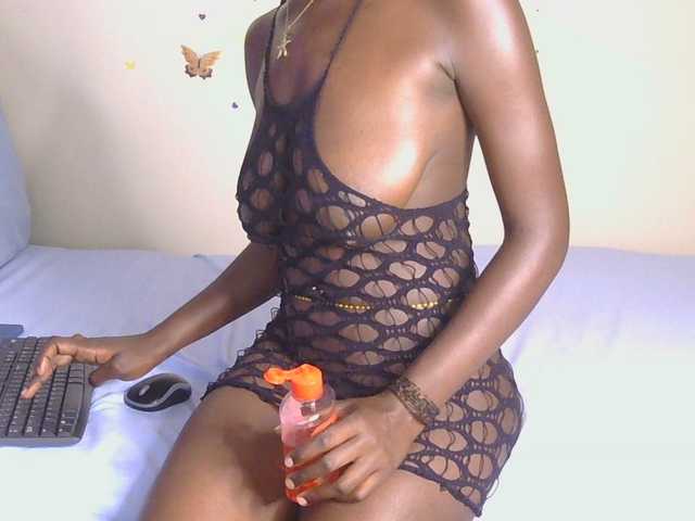 KittySexxy's BongaCams show and profile