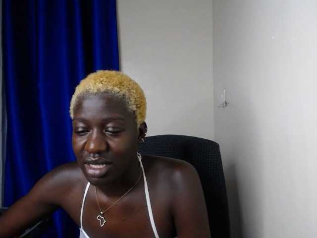 KittySexxy live cam on BongaCams