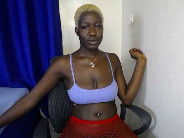 KittySexxy live cam on BongaCams