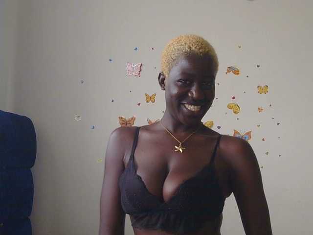 KittySexxy's BongaCams show and profile