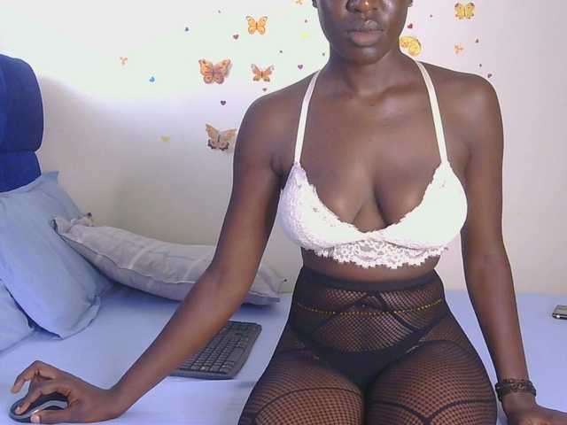 KittySexxy's BongaCams show and profile