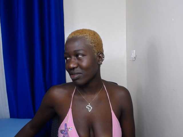 KittySexxy live cam on BongaCams