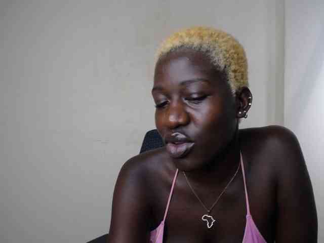 KittySexxy webcam