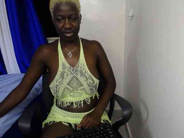KittySexxy webcam