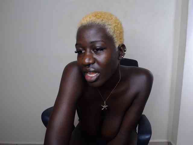 KittySexxy webcam