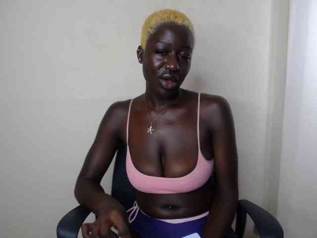 KittySexxy webcam