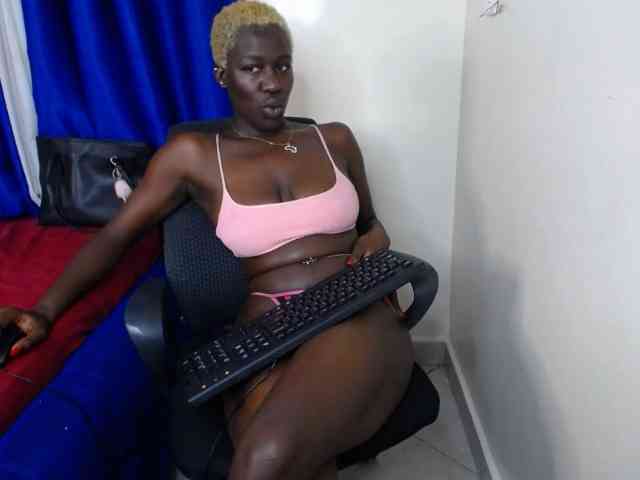 KittySexxy webcam
