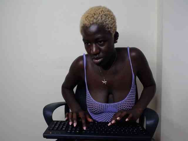KittySexxy webcam