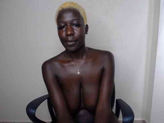 KittySexxy webcam
