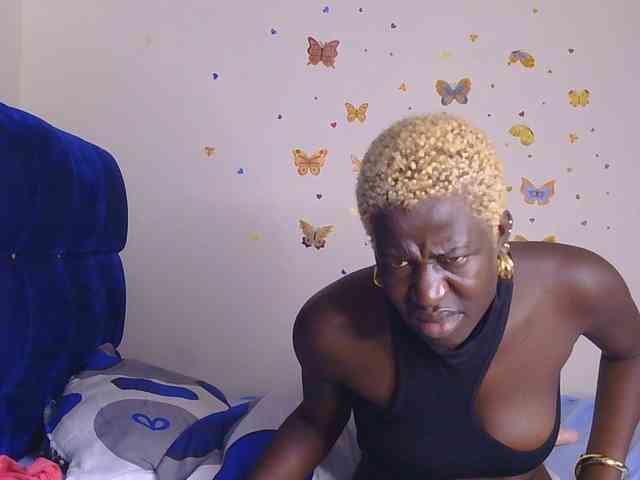 KittySexxy webcam