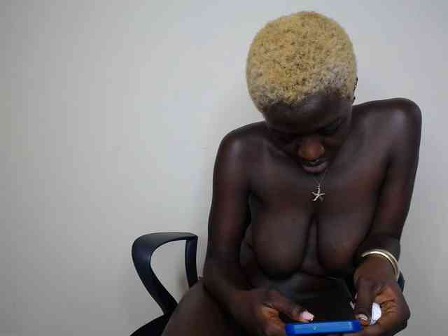 KittySexxy webcam