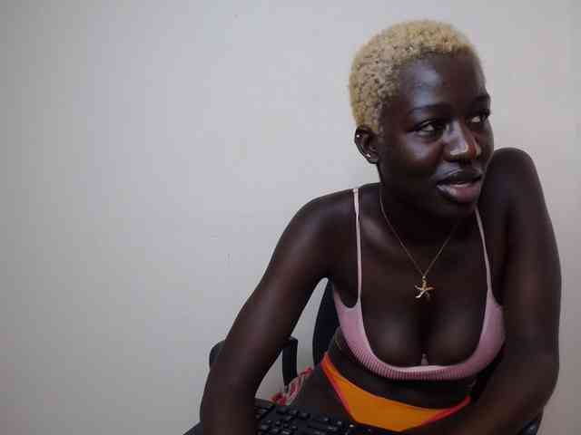 KittySexxy webcam