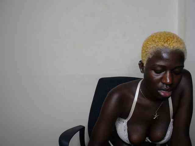 KittySexxy webcam