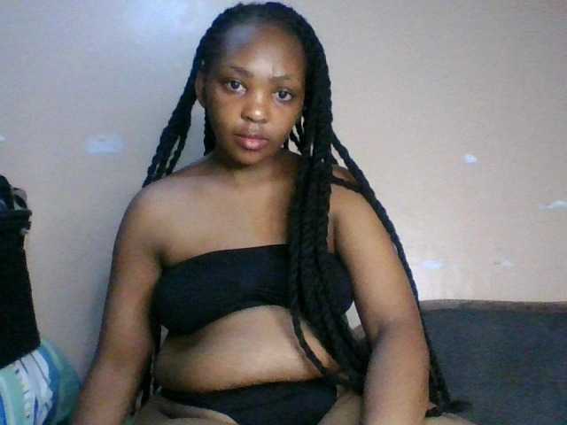 Summerdiva's BongaCams show and profile