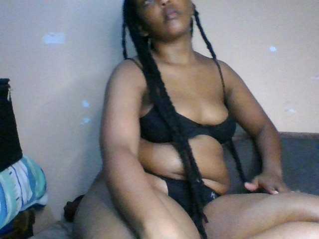 Summerdiva's BongaCams show and profile