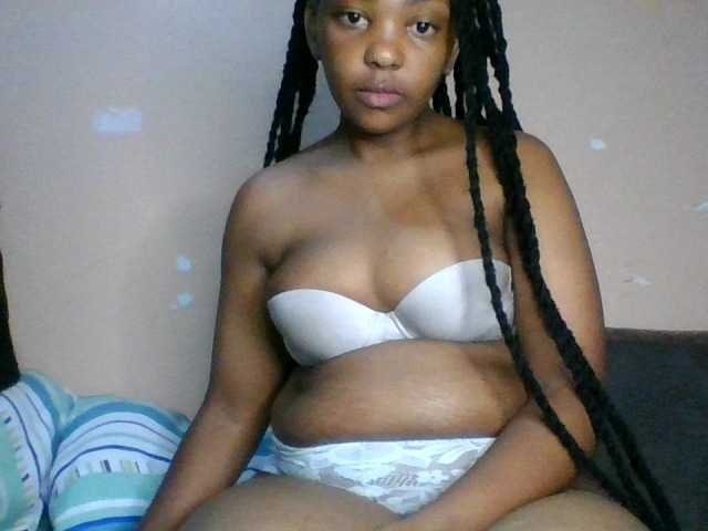 Summerdiva's BongaCams show and profile