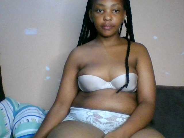 Summerdiva's BongaCams show and profile