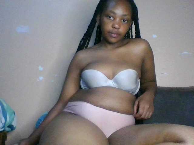 Summerdiva's BongaCams show and profile