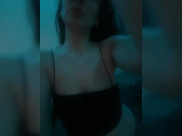 Cedma's BongaCams show and profile