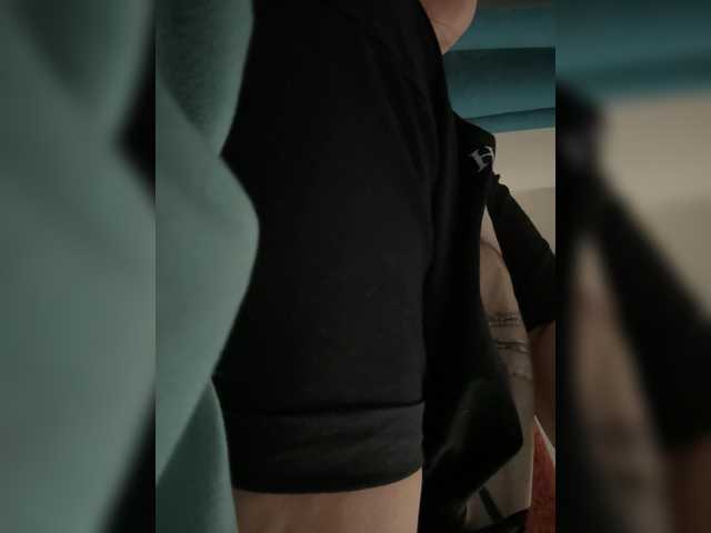 Cedma live cam on BongaCams