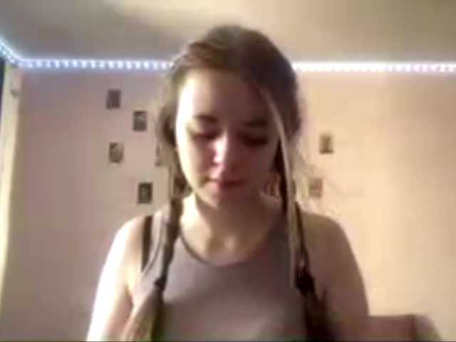 EvalynDetrick live cam on BongaCams