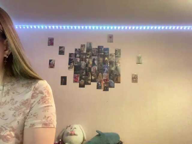 EvalynDetrick live cam on BongaCams
