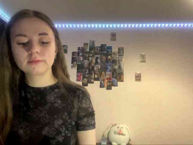 EvalynDetrick webcam