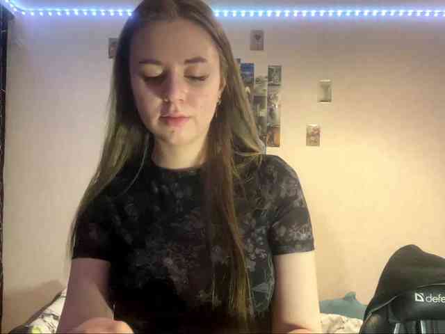 EvalynDetrick webcam