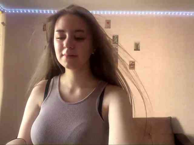 EvalynDetrick webcam