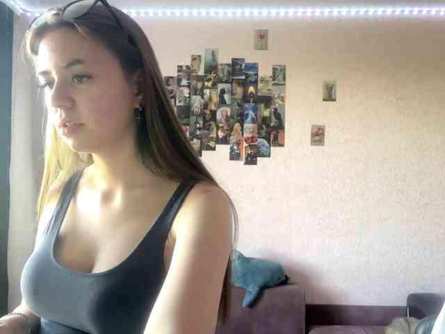 EvalynDetrick webcam
