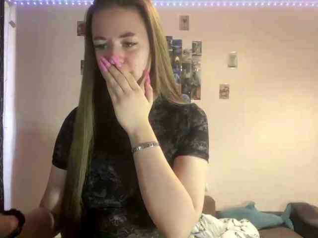 EvalynDetrick webcam