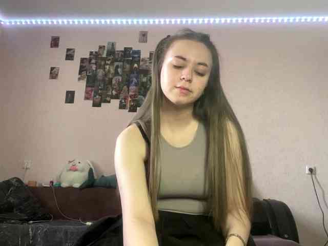 EvalynDetrick webcam