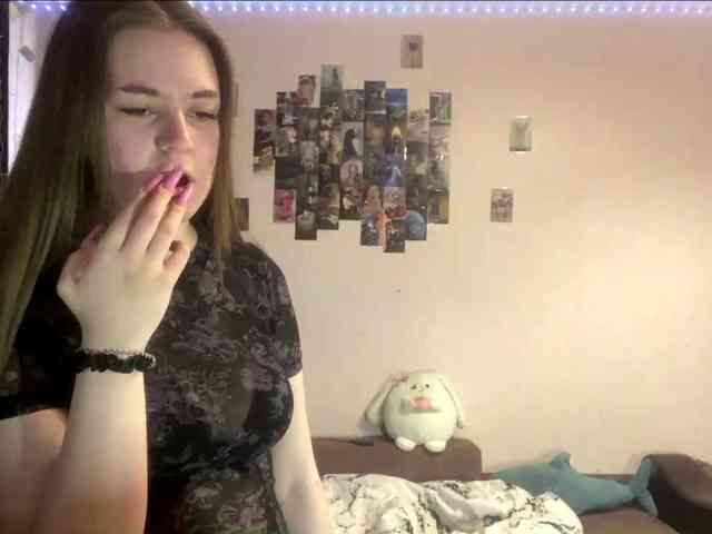 EvalynDetrick webcam