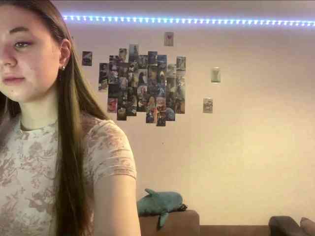 EvalynDetrick webcam