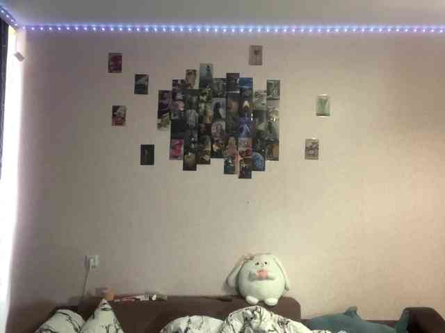 EvalynDetrick webcam